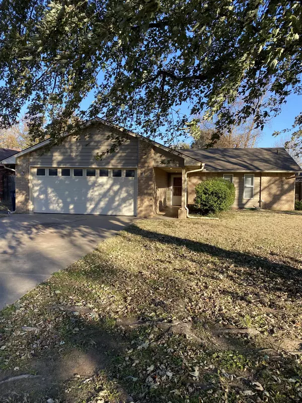 Enid, OK 73703,2825 Williamsburg