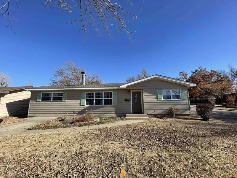 1720 20th St, Woodward, OK 73801