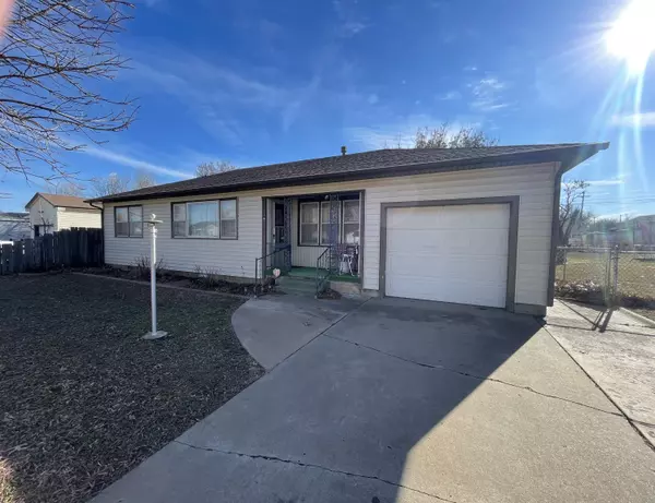 Enid, OK 73701,2009 E Locust