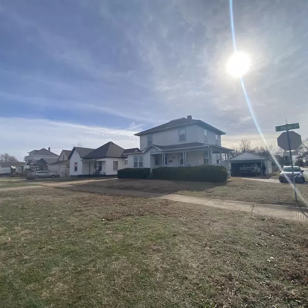 Enid, OK 73701,1001 E Maine