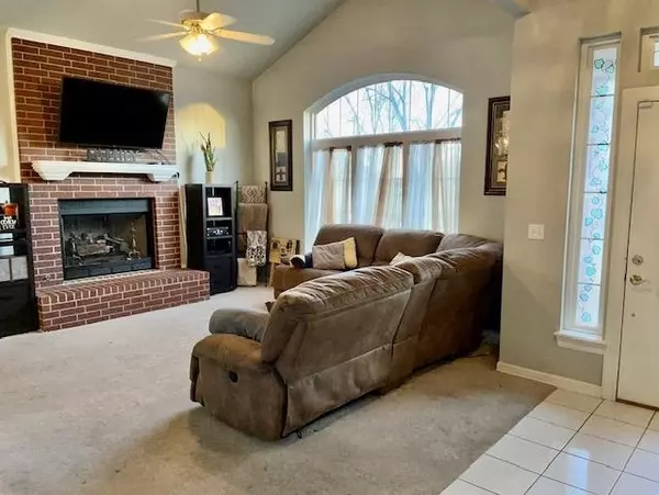 Enid, OK 73703,2406 Danvere