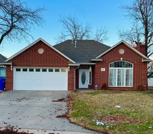 2406 Danvere, Enid, OK 73703