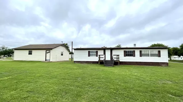 Woodward, OK 73801,1603 Madison Ave