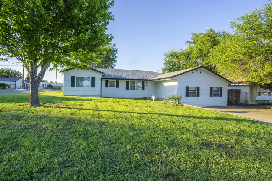 2430 Kansas Ave, Woodward, OK 73801