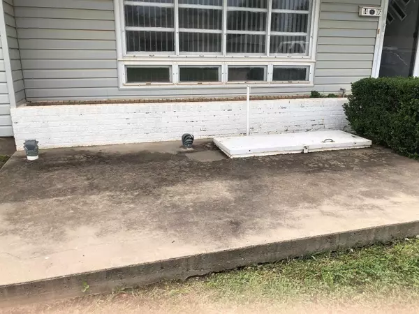 Enid, OK 73703,1406 S Johnson St