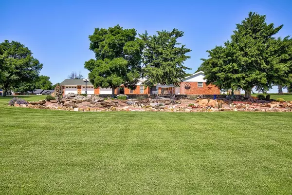 Watonga, OK 73772-0000,100 Terrace Dr