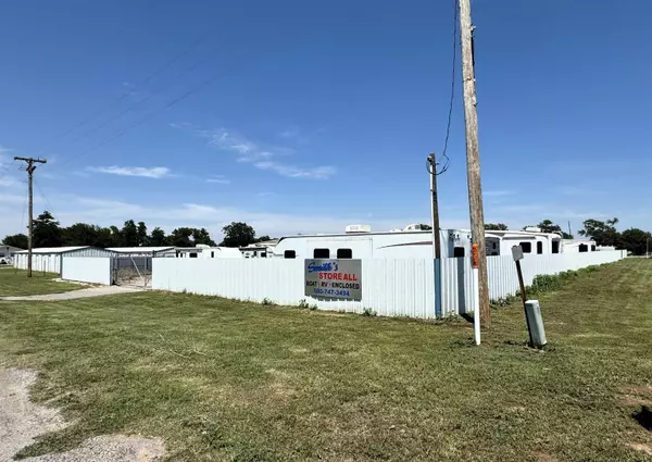 Fort Supply, OK 73841,104 Custer Ave