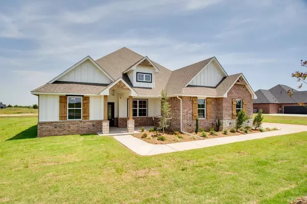 Enid, OK 73703,7013 Chisholm Ranch