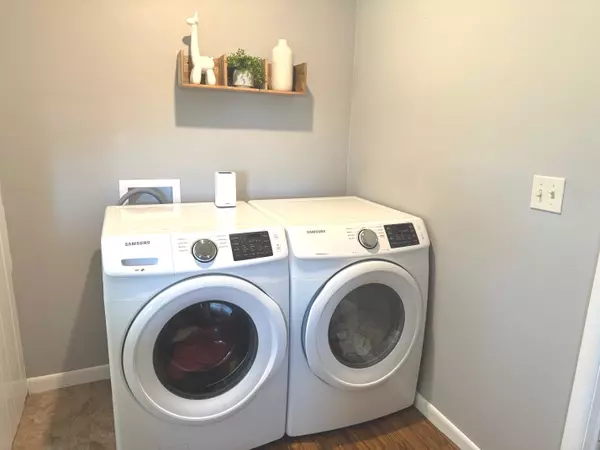Enid, OK 73703,717 W Palm St