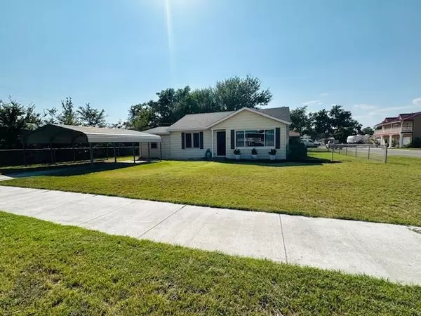 Laverne, OK 73848,302 S Broadway