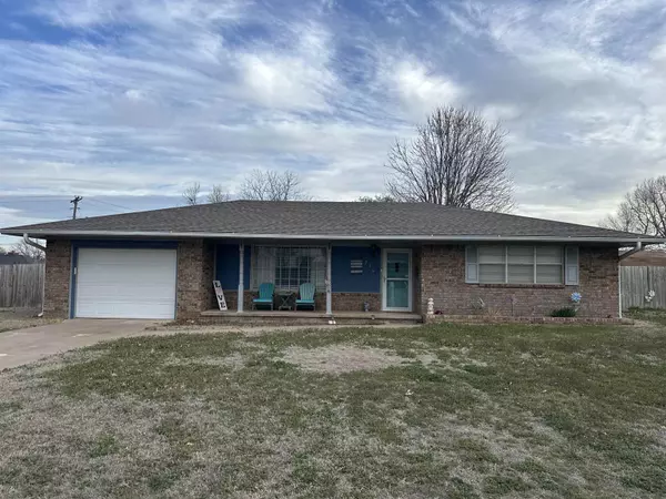 Watonga, OK 73772,216 Norwood Court