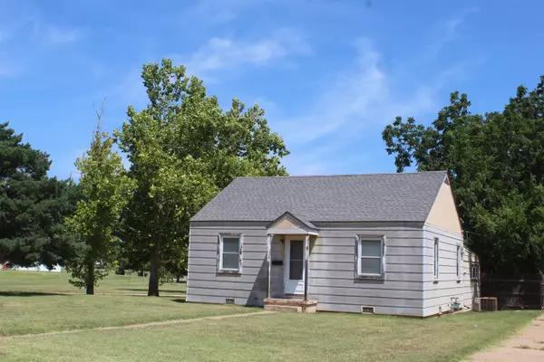 Woodward, OK 73801,924 Elm Ave