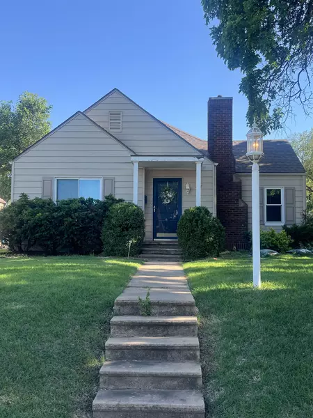 1127 Locust, Alva, OK 73717
