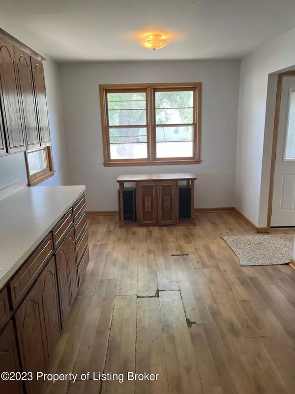 Halliday, ND 58636,1st