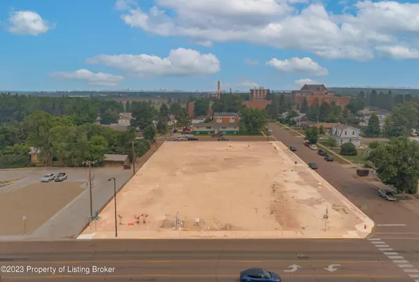 Dickinson, ND 58601,Villard ST Street