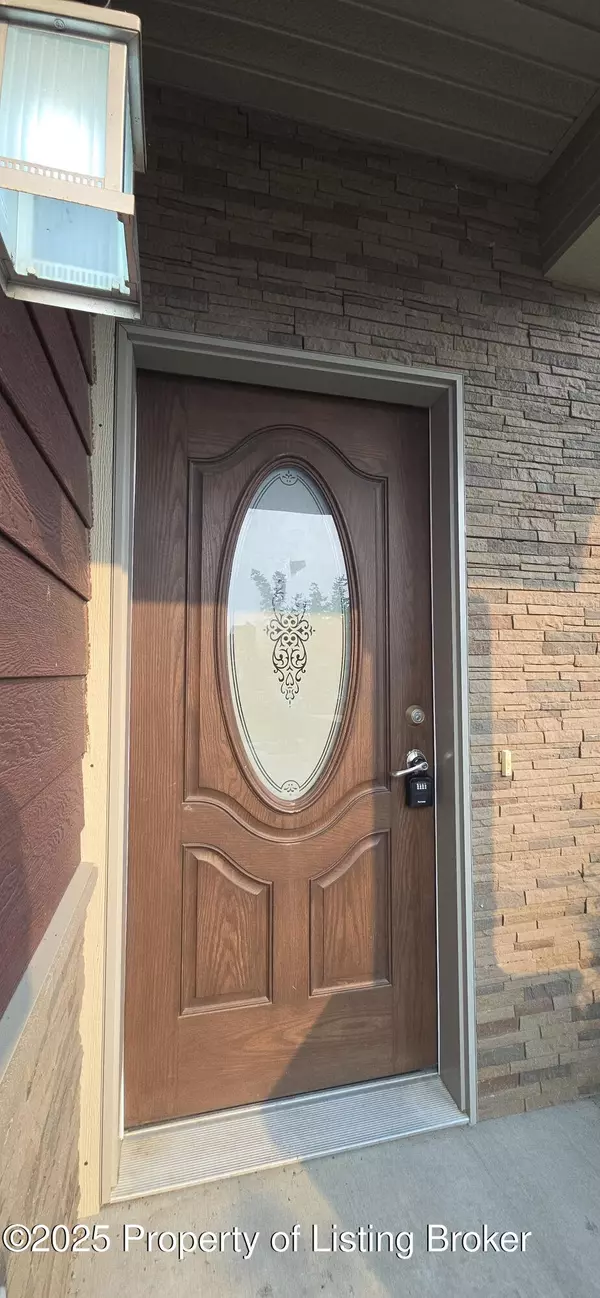 Williston, ND 58801,3512 33rd AVE Avenue