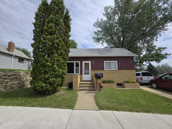 Dickinson, ND 58601,377 1st AVE Avenue