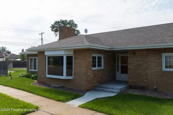 Dickinson, ND 58601,3rd