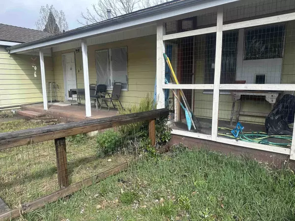 Quincy, CA 95971-9496,136 Lee Way