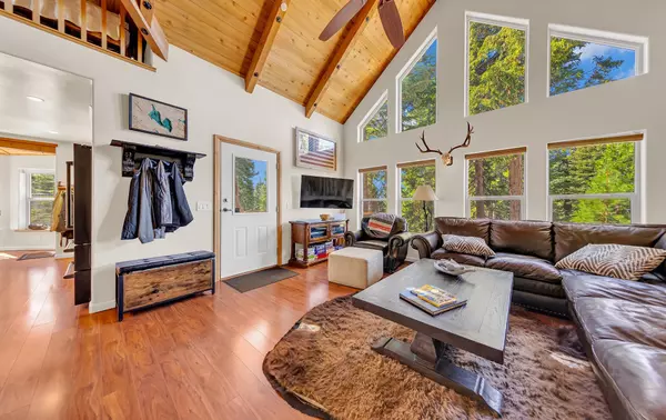 Lake Almanor, CA 96137,726 W Mountain Ridge Road