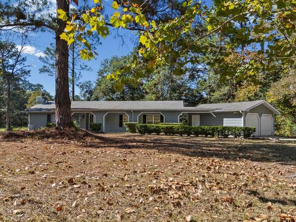202 Oak Grove Drive, Albany, GA 31705