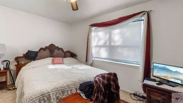 810 County Rd 3676 Queen City, TX 75572