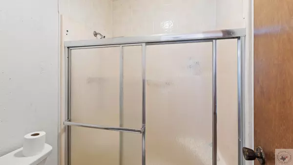 810 County Rd 3676 Queen City, TX 75572