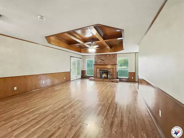 Wake Village, TX 75501,307 Kimball Cir