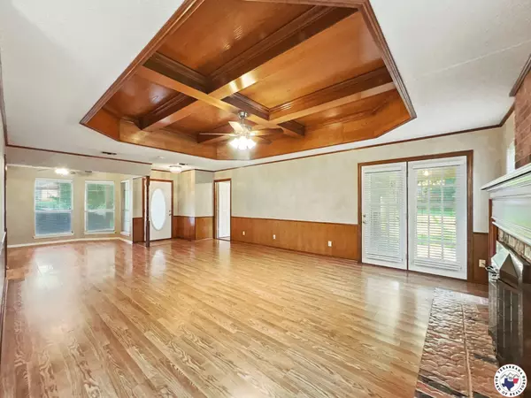 Wake Village, TX 75501,307 Kimball Cir