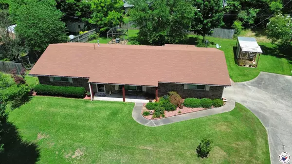 New Boston, TX 75570,512 Langford Ln