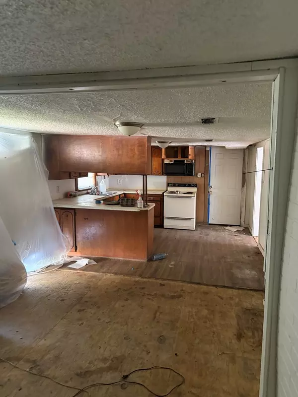 Texarkana, TX 75501,3610 Davis