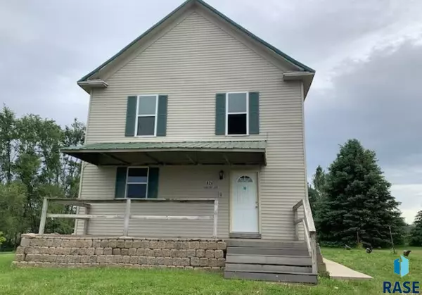 424 Hanson Loop, Bath, SD 57427