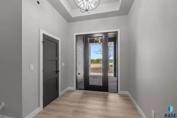 Sioux Falls, SD 57110,200 N Mystic Creek Cir