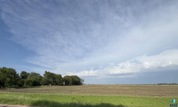 27440 472nd Ave, Harrisburg, SD 57032