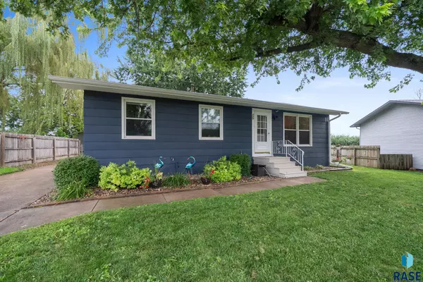 728 Executive Ave, Crooks, SD 57020