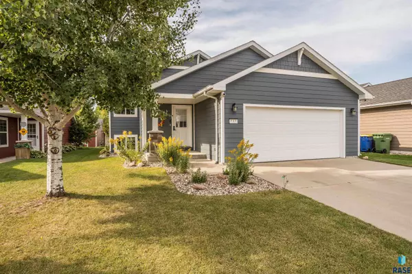 717 Sun Valley St,  Brookings,  SD 57006