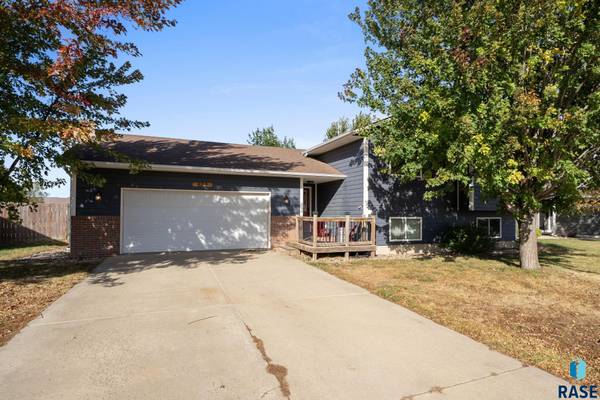 625 E Jesse Ct, Tea, SD 57064