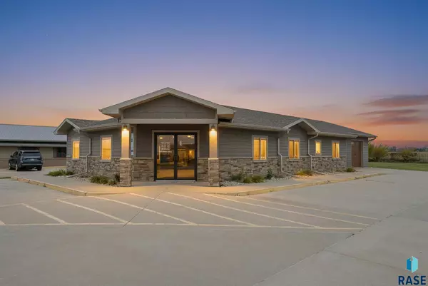 504 N 16Th St, Beresford, SD 57004