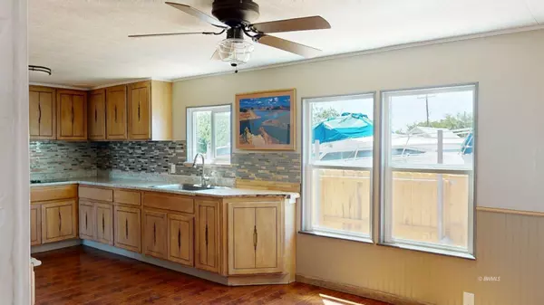 Big Water, UT 84741,530 N Jonathan Edwards