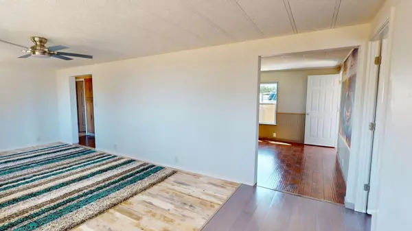 Big Water, UT 84741,530 N Jonathan Edwards