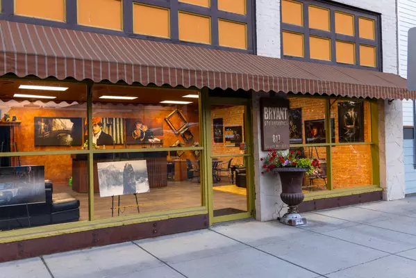 Missoula, MT 59801,817 S Higgins AVE