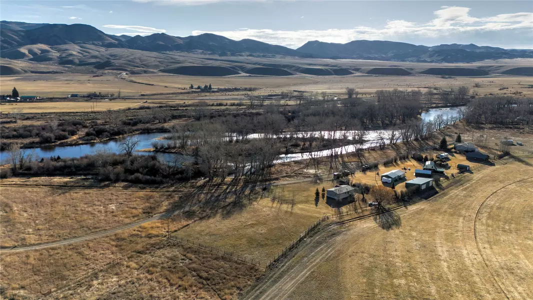 NHN Ponderosa RD, Melrose, MT 59743