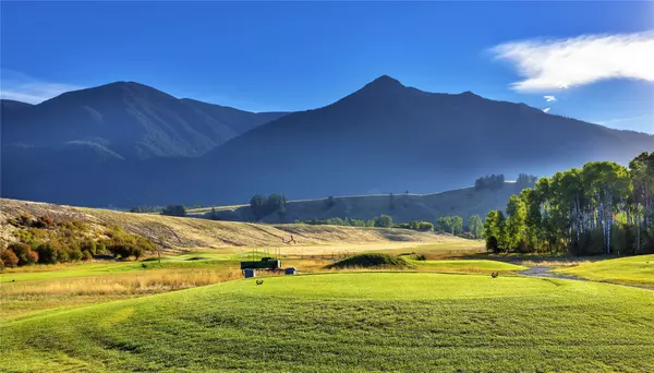 705 Blacktail RD, Eureka, MT 59917