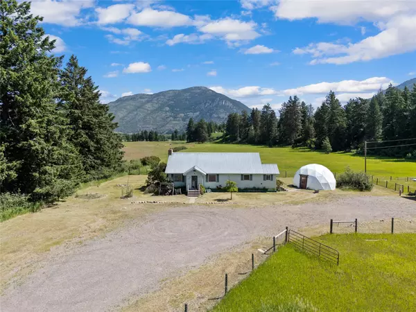 7240 Us Highway 2 E, Columbia Falls, MT 59912