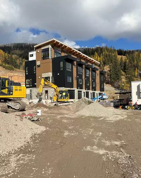 3900 Big Mountain RD #B105, Whitefish, MT 59937