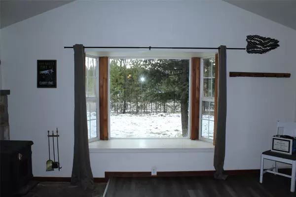 Marion, MT 59925,68 Jolly Hill LN