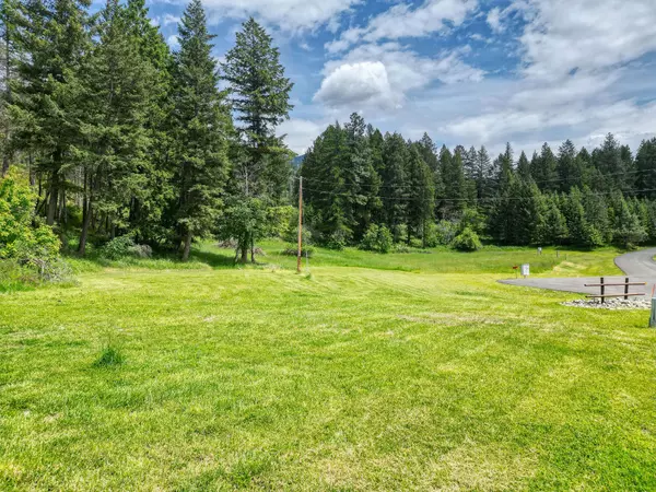 Kalispell, MT 59901,861 Yeoman Hall RD