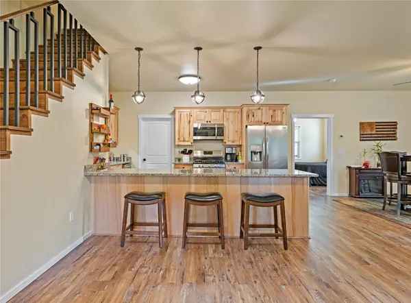 1382 La Brant RD, Bigfork, MT 59911