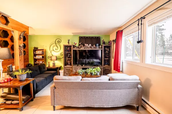 Whitefish, MT 59937,600 Wisconsin AVE #1