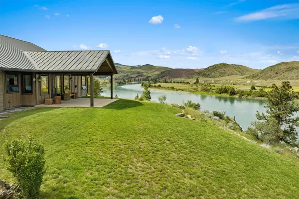 Dixon, MT 59831,9701 MT Hwy 200